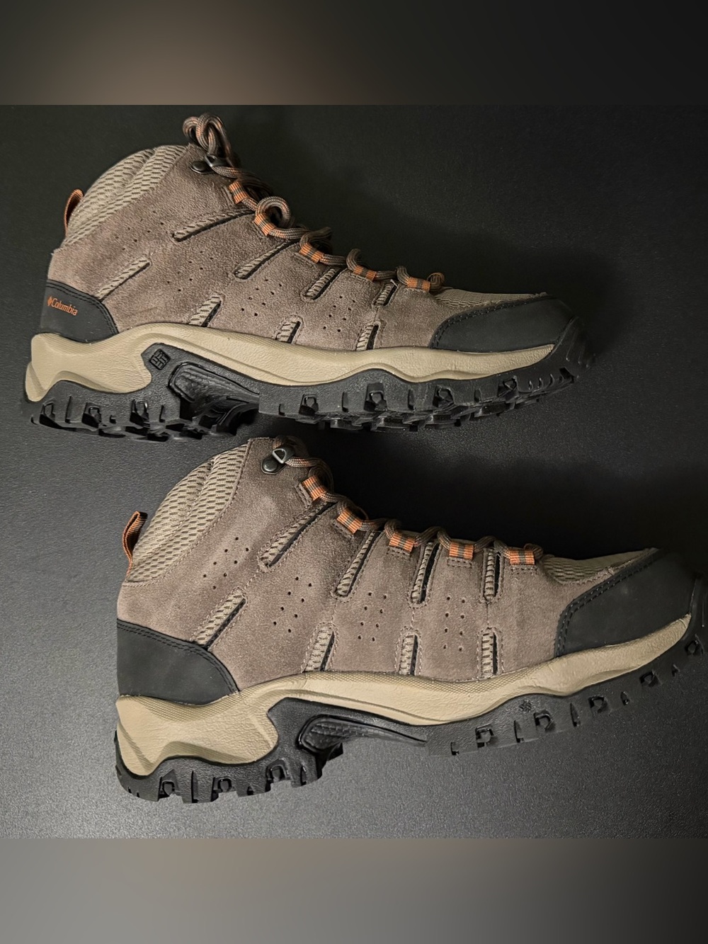 Columbia Lakeview Mid Hiking Boots Sz 9 NWOT